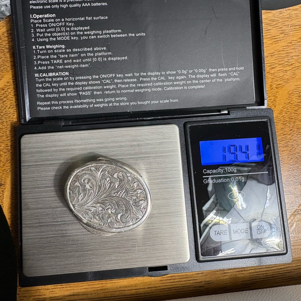 Ornate Sterling Pillbox or Tiny Treasure Box - Picture 8 of 8